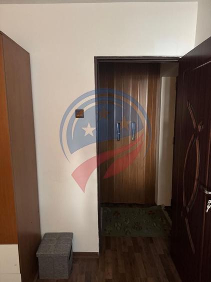 APARTAMENT 2 CAMERE , PARTER. ZONA SCOALA 22 - 3