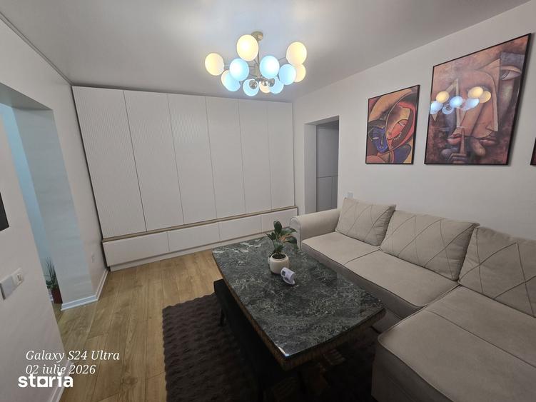 Apartament cu 3 camere în Craiovei