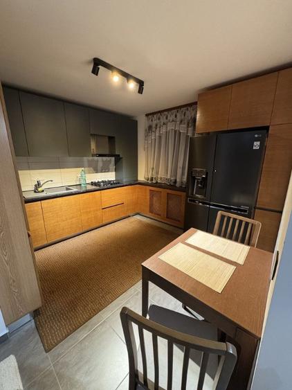 Casă cu 4 camere cu Teren 300 Mp în Central