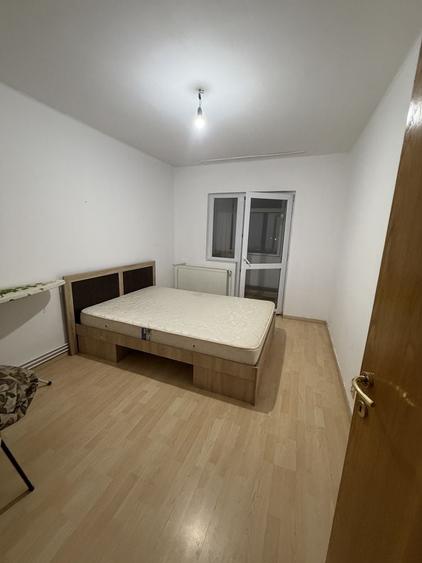 Apartament cu 4 camere decomandat în Nord