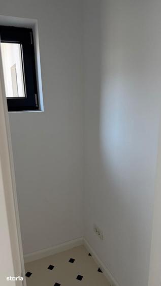 Proprietar vand apartament 2 camere (posibil 3) zona Pia?a Amzei - 12
