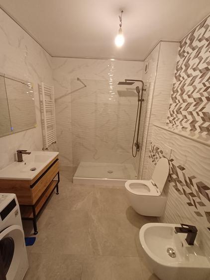 Apartament cu 2 camere semidecomandat în Theodor Pallady
