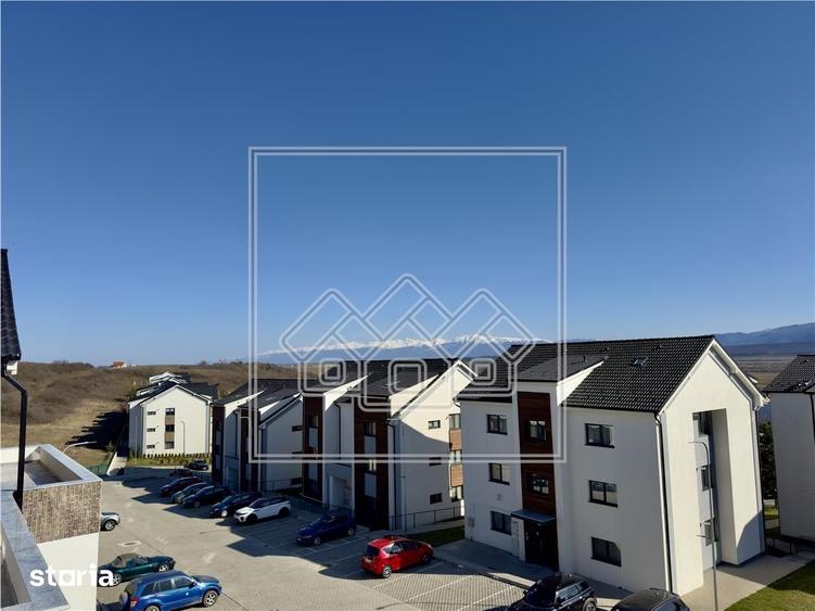 Apartament cu 4 camere în Cristian