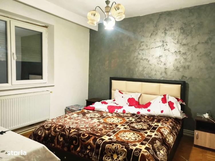 Apartament cu 2 camere decomandat în Trivale
