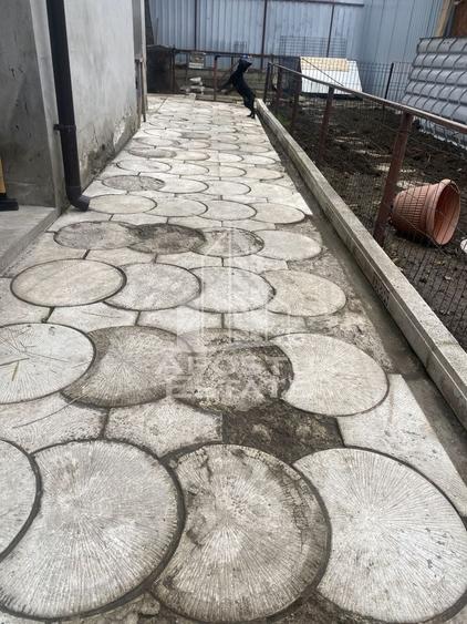 Casă individuală cu 5 camere cu Canalizare în Fabric