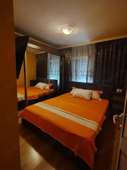 Apartament cu 3 camere decomandat în Micro 16