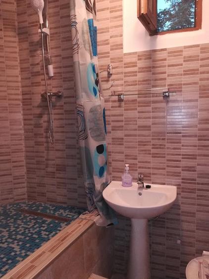 Apartament cu 2 camere semidecomandat în Rahova
