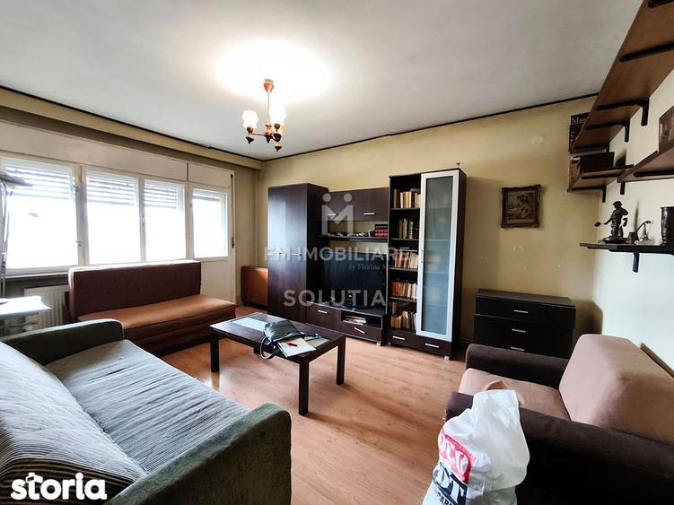 Apartament cu 3 camere decomandat în Orașul Vechi