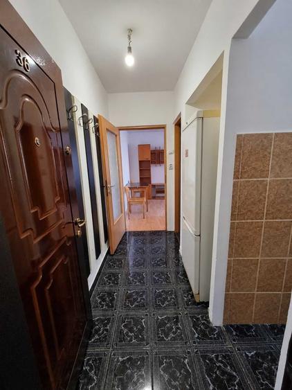 Apartament cu 2 camere nedecomandat în Iosia