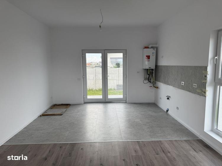 Casa PARTER 4 camere Berceni, Ilfov Curte spatioasa - 1