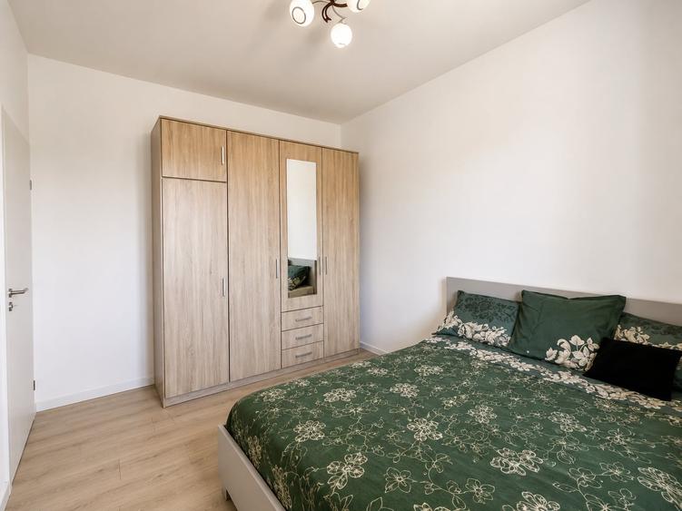 Apartament cu 2 camere semidecomandat, mobilat în Braytim