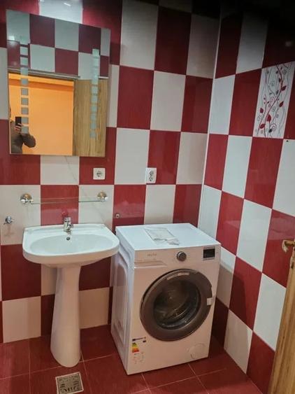 Apartament cu 3 camere decomandat, mobilat în Chitila