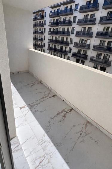 Apartament cu 2 camere semidecomandat, mobilat în Central