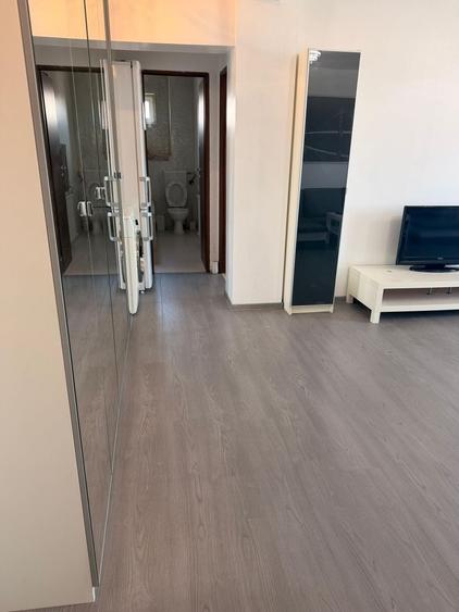 Apartament cu 2 camere decomandat în Palazu Mare