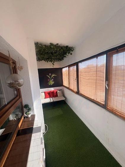 Apartament cu 2 camere decomandat în Ultimul leu