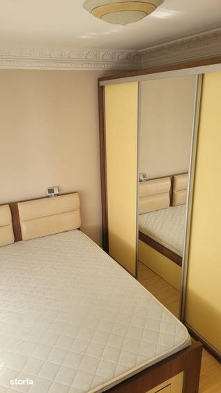 Apartament cu 3 camere, mobilat în Tomis Nord