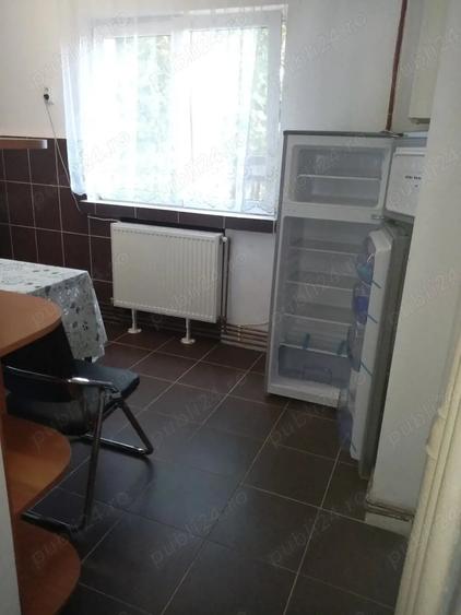 Apartament cu 2 camere semidecomandat în Capitale