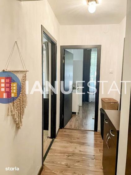 Apartament cu 3 camere decomandat în Berceni