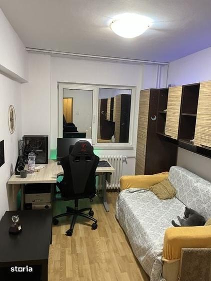 Apartament cu 3 camere decomandat în Rahova