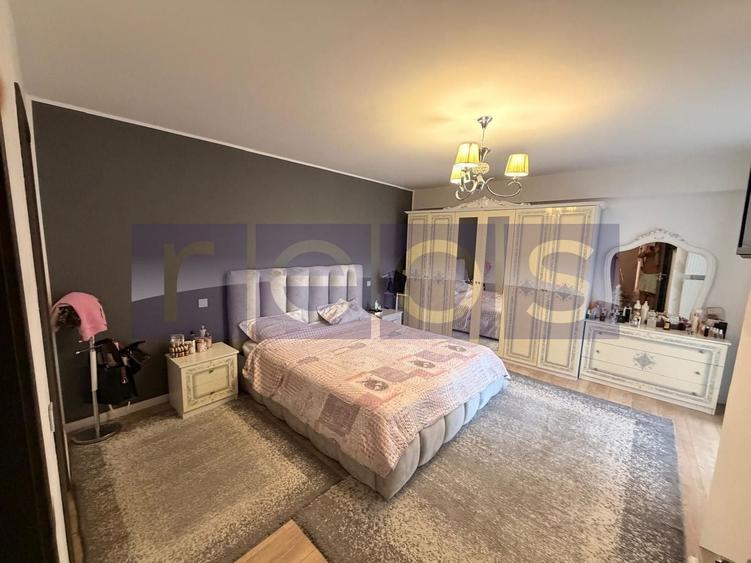 Apartament cu 3 camere decomandat, mobilat în Pajura