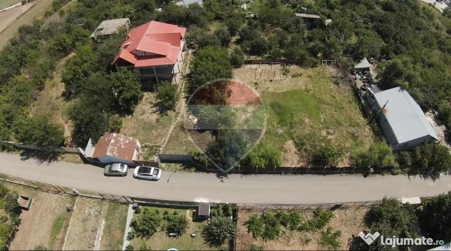 DE VANZARE Casa cu livada langa Lacul Facau 30 min ... - 4