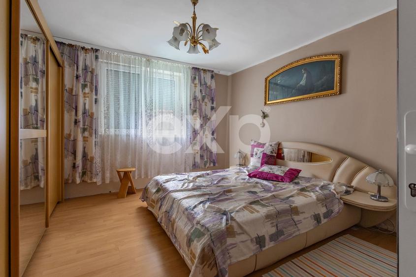 Casă individuală cu 6 camere cu Canalizare în Buziaș
