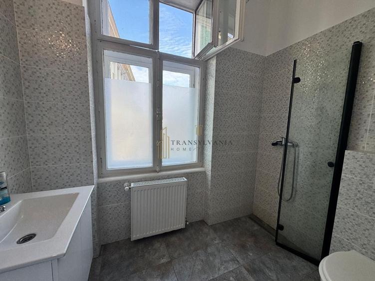 Apartament cu 2 camere semidecomandat în Ultracentral