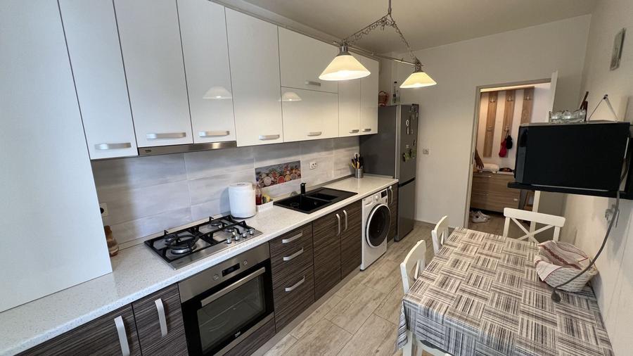 Apartament cu 2 camere semidecomandat, mobilat în Drumul Taberei