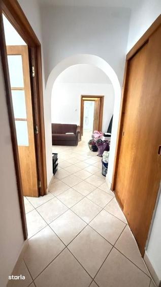 Apartament cu 2 camere semidecomandat în Andrei Mureșanu