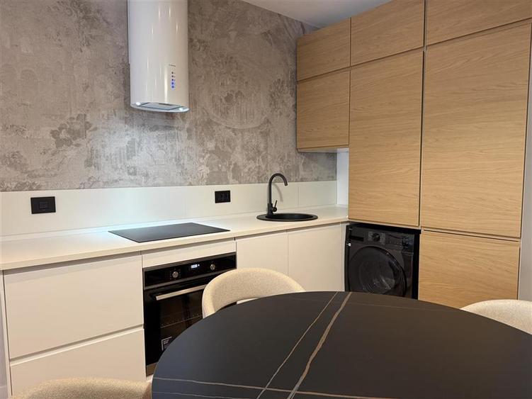 Apartament cu 2 camere decomandat, mobilat în Cotroceni