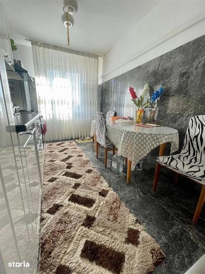 Apartament cu 3 camere decomandat în Diosig