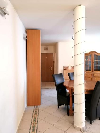 Apartament cu 4 camere decomandat în Centrul Civic
