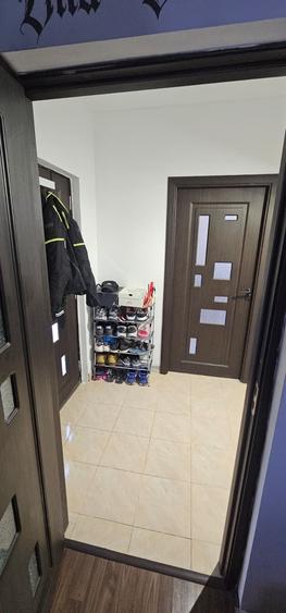 Apartament cu 3 camere decomandat în Sud