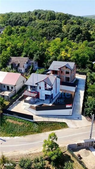 Casă cu 4 camere în Tomești