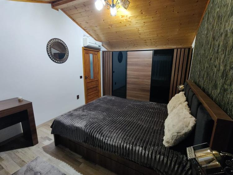 Casă individuală cu 5 camere cu Canalizare în Popești-Leordeni