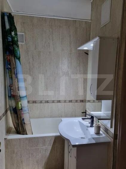 Apartament cu 3 camere decomandat, mobilat în Câmpia Turzii