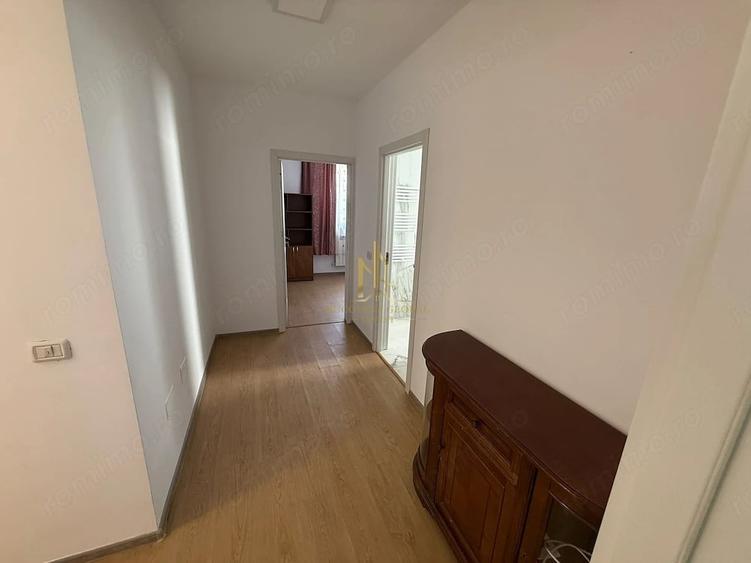 Apartament cu 3 camere decomandat în Poieni-Suceava