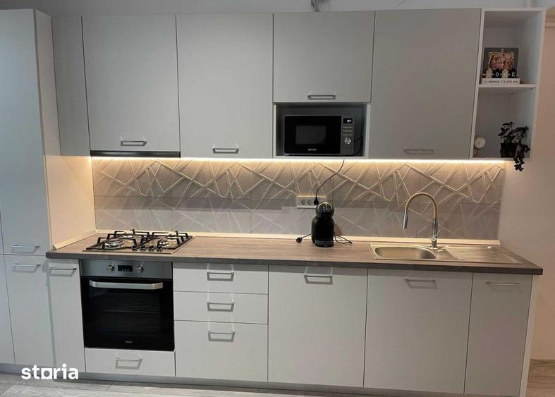 Apartament cu 2 camere, mobilat în Tomis Plus