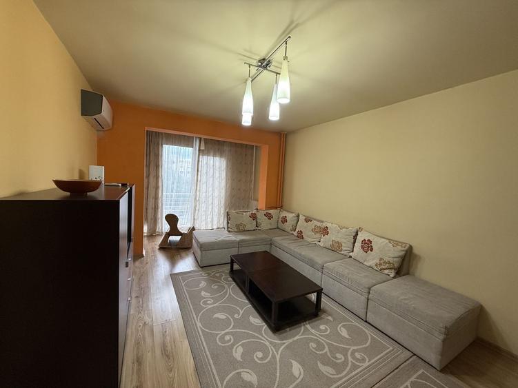 Apartament cu 2 camere decomandat, mobilat în Tomis Nord