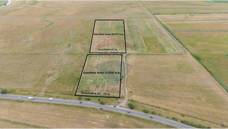 Teren agricol extravilan de 41025 mp, în Periferie
