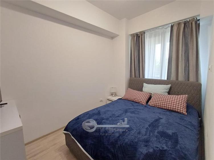 Apartament cu 2 camere decomandat în Podu Roș
