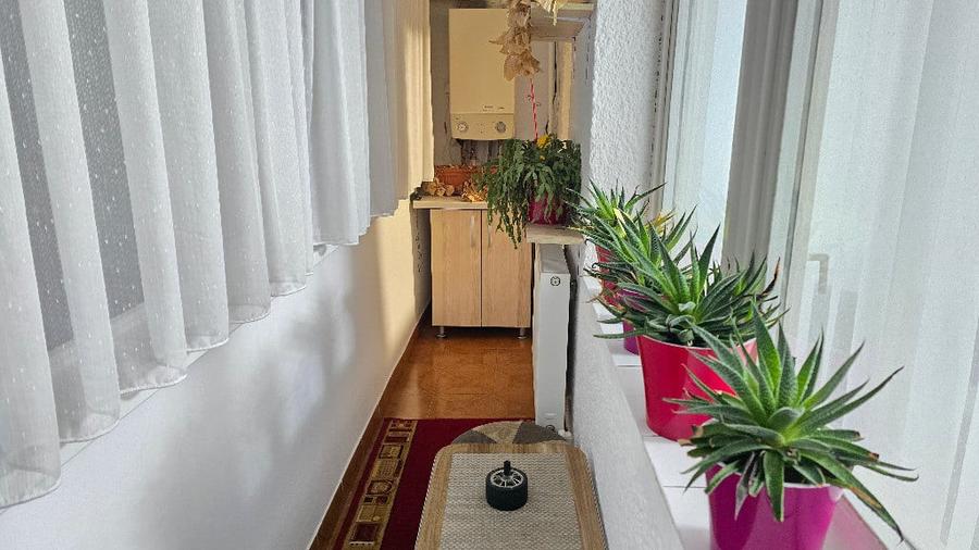 Apartament cu 3 camere decomandat în Ultracentral