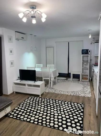 Apartament cu 2 camere semidecomandat în Nord