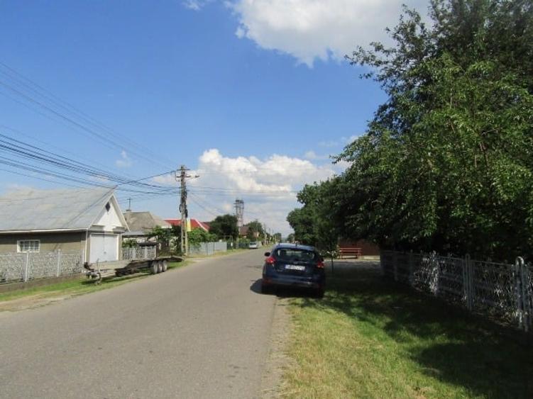 Casă individuală cu 5 camere cu Garaj în Săvinești