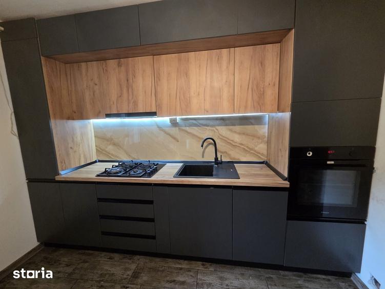 Apartament cu 3 camere în Prundu