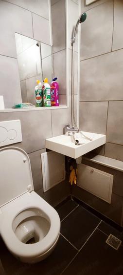 Apartament cu 2 camere semidecomandat în P-ța Doina