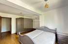 4 camere/ 2 bai / 119 mp/ parcare in curte / zona strazii Bucuresti