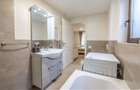 Apartament de 2 camere la casa in zona Schei - 9