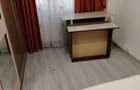 Particular inchiriez apartament de 3 camere - 7