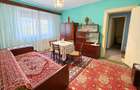Apartament 3 camere| 47 mp| etaj 2| zona Cugir